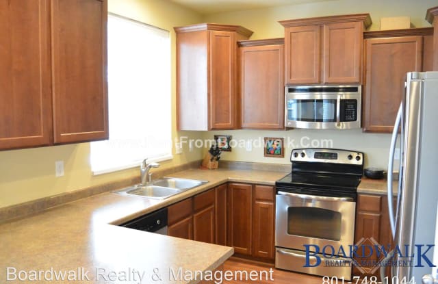 1078 N Kettering Dr - 1078 Kettering Dr, North Salt Lake, UT 84054