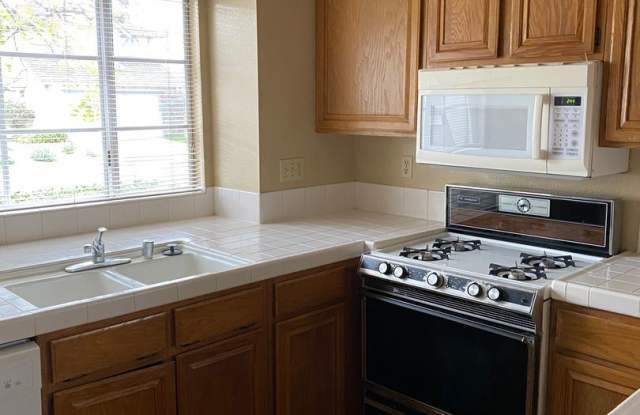 1232 Alderney Court Gallery 4