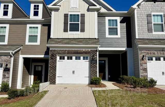4035 Lawnview Dr Gallery 1