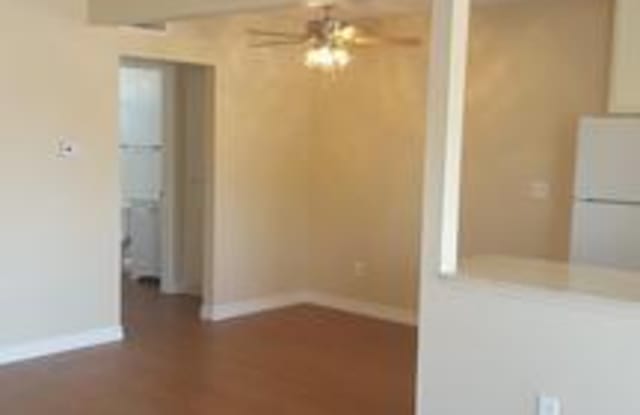 633 E Park photos photos