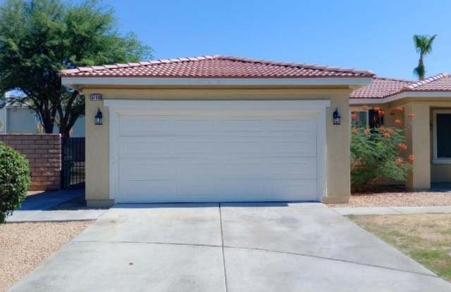 NICE 4 BED/2 BATH HOME IN GATED COMMUNITY photos photos