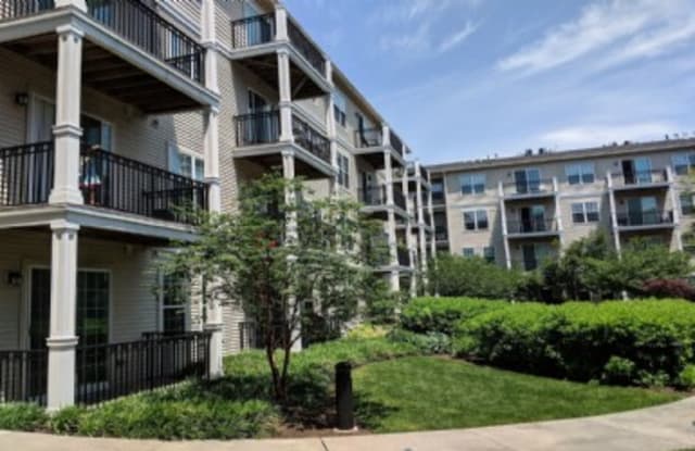 300 Constitution Ave - 300 Constitution Avenue, Bayonne, NJ 07002