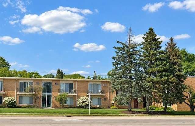 2859 E Maple Road Gallery 1