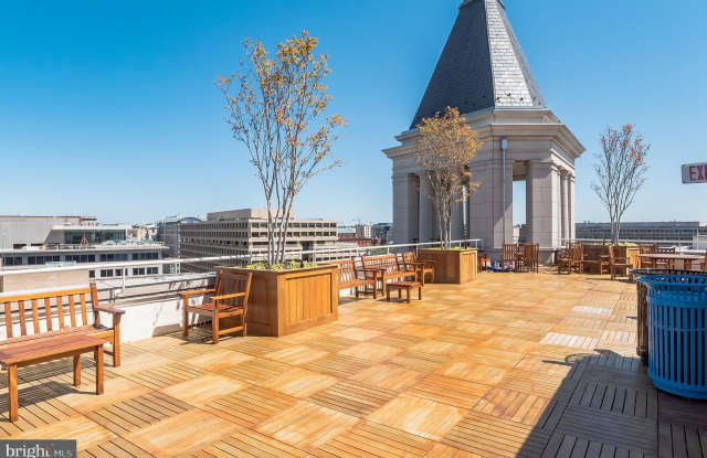 601 PENNSYLVANIA Avenue NW unit: 705 photos photos