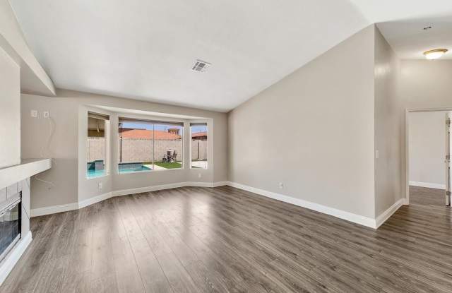 110 MONTCLAIR Drive Gallery 3