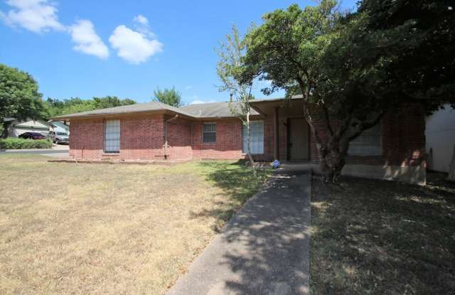 ***MOVE IN SPECIALS $250 OFF FIRST MONTH'S RENT*** Remodeled South Austin gem with NO CARPET! photos photos
