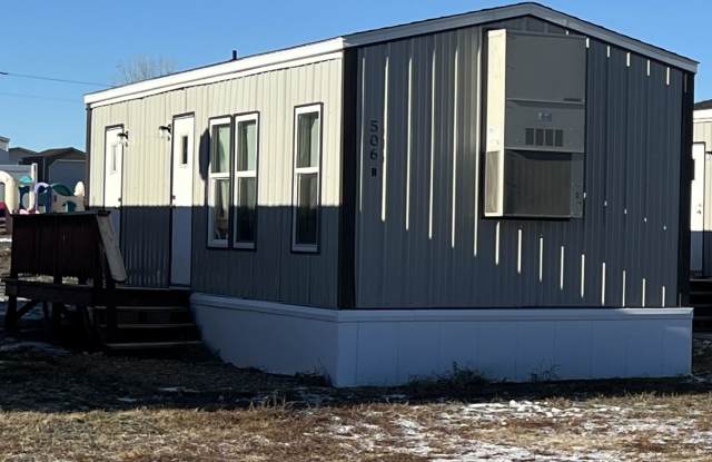 506 B 33rd Ave NW photos photos