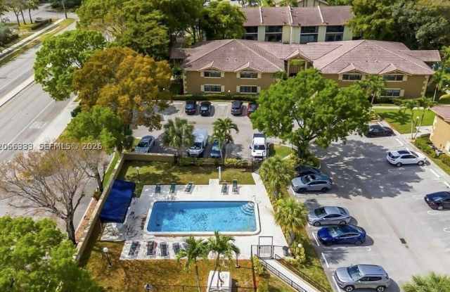 2596 Riverside Dr Gallery 3