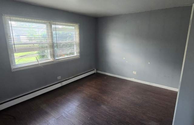 11 South Whispering Hills Drive - 1 Gallery 4