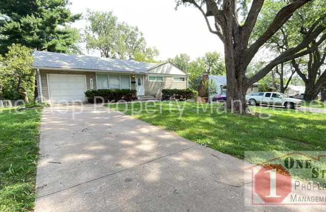 Beautifully 3 Bedroom, 2 Bath home in Raytown, MO! - 9362 East 69th Terrace, Raytown, MO 64133