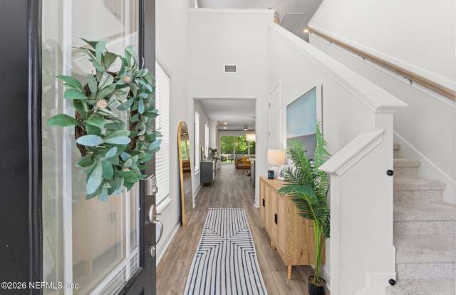 381 PIONEER VILLAGE Drive Gallery 4