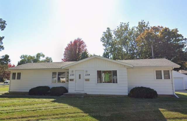 2319 Clark Avenue photos photos