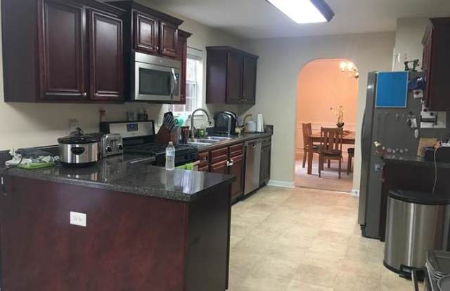 224 Legacy Pointe Drive Gallery 2