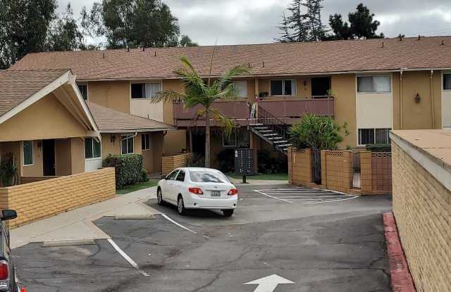 1075 Meadowlake Dr - 1075 Meadow Lake Drive, Vista, CA 92084