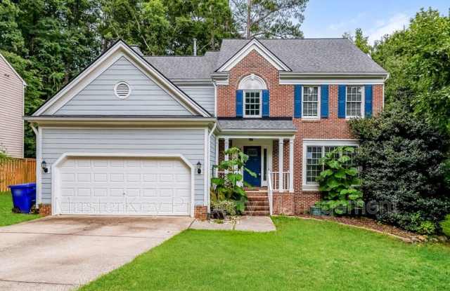 105 Woodshire Ln photos photos