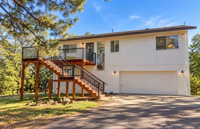 10201 Ponderosa Way Gallery 1
