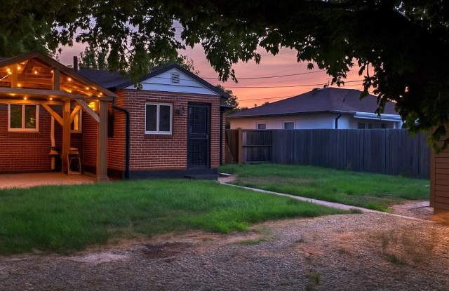3511 Newport Street photos photos