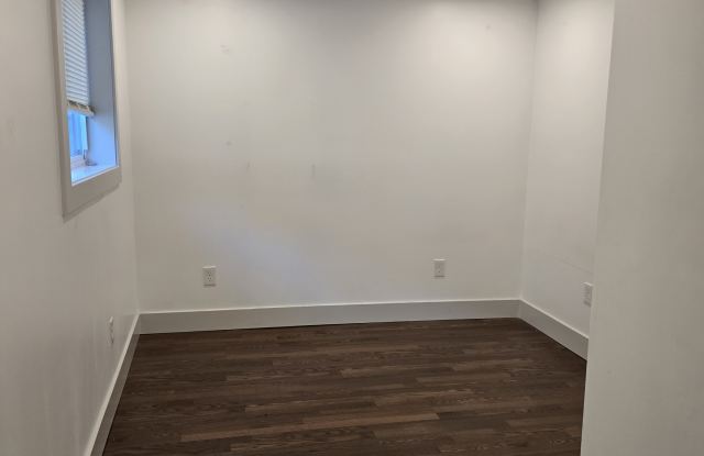 3936 Mercier Street - 2 Gallery 2