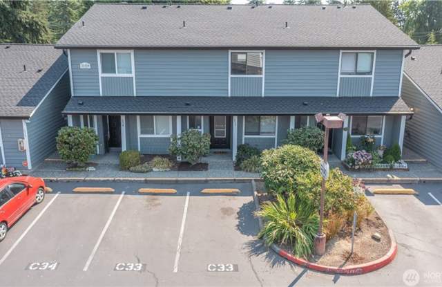 Privately placed townhome - 21529 4th Avenue West, Bothell West, WA 98021