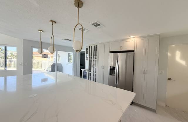 537 Outrigger Lane Gallery 2
