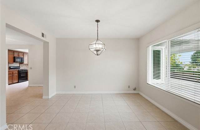 27371 Viana Gallery 3