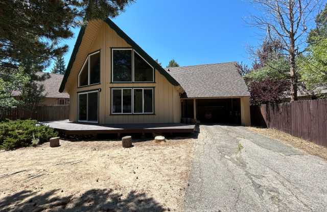 3 Bedroom, 2 bath with Carport in Quiet in-town Location photos photos