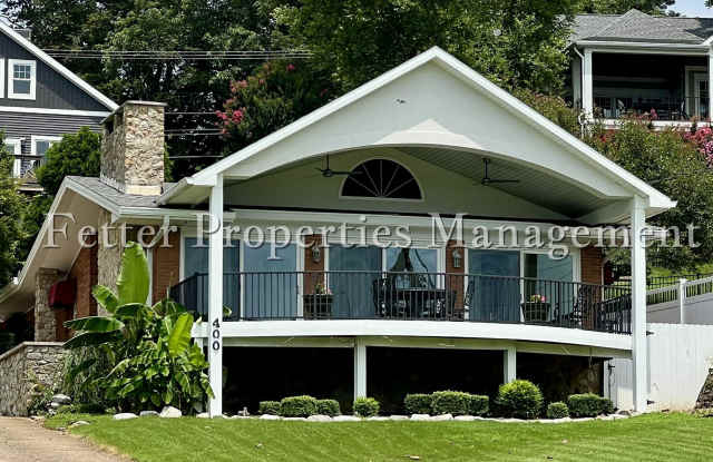 Riverfront Living with Mid-Century Flair photos photos