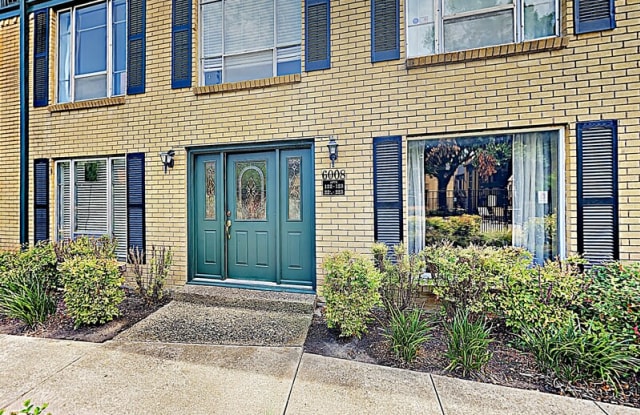 6008 E University Blvd - 6008 East University Boulevard, Dallas, TX 75206