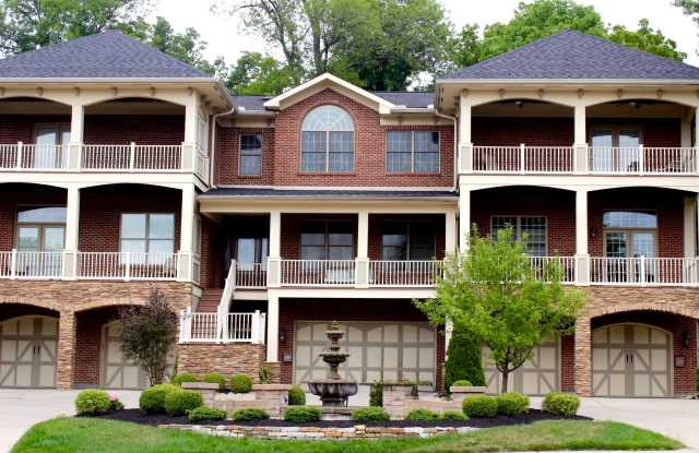 512 South Grand Avenue photos photos