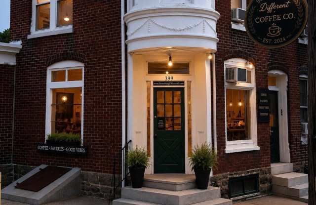399 LEVERINGTON Avenue photos photos