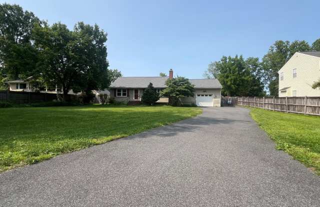 10616 OAK PLACE Gallery 2