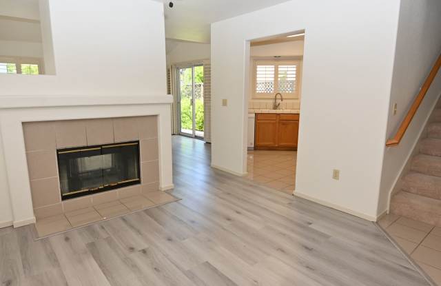 3 bed 2.5 bath 2 story home in gated community! This is a pet-friendly home! 1105 Vista Pointe Circle San Ramon Gallery 3