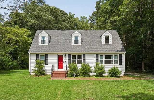 4 bedroom/2 bathroom- West Point Gallery 1