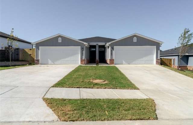 6505  NW Gregory  ST - 6505 Northwest Gregory Street, Highfill, AR 72713