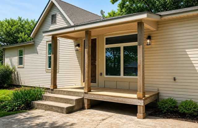 2015 W Knight Road Gallery 1