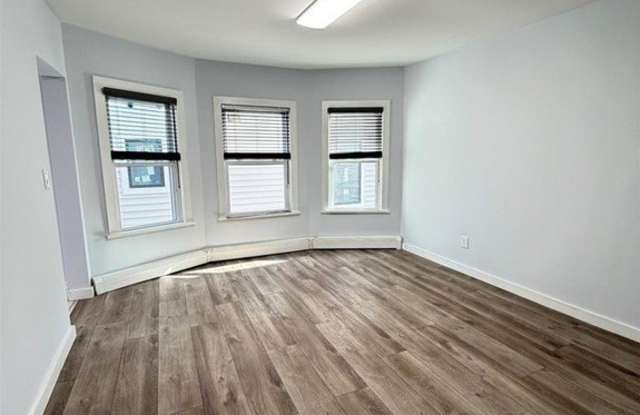 85 Midland Avenue Gallery 2