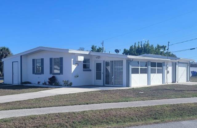 8385 AERO AVENUE photos photos