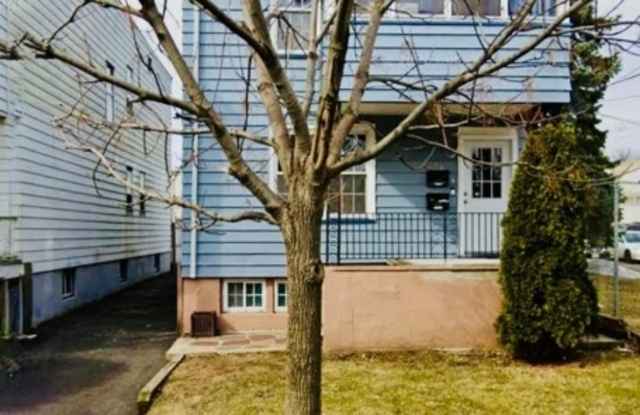 73 La France Ave - 73 La France Avenue, Bloomfield, NJ 07003