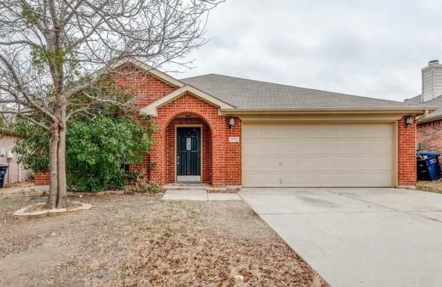 8716 Sumter Way - 8716 Sumter Way, Fort Worth, TX 76244