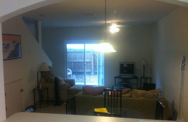 4116 SW 15th Place Gallery 3