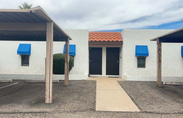 4215 N 17th St #12 - **$500 Off First Months Rent** Ideal Townhome in Excellent Location - 4215 North 17th Street, Phoenix, AZ 85016