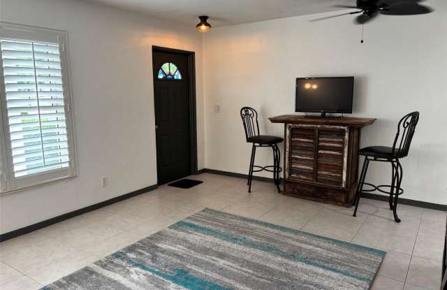 2020 WORLD PARKWAY Boulevard Gallery 3