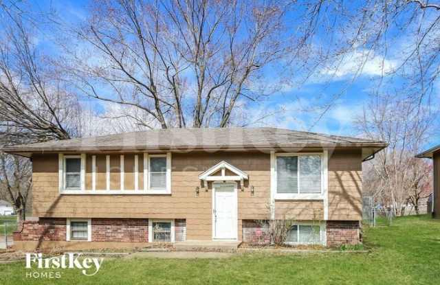 301 Northeast Lakeview Drive photos photos