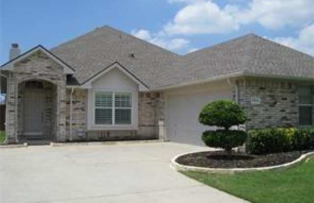 2824 Lone Ranger Trail - 2824 Lone Ranger Trail, Little Elm, TX 75068