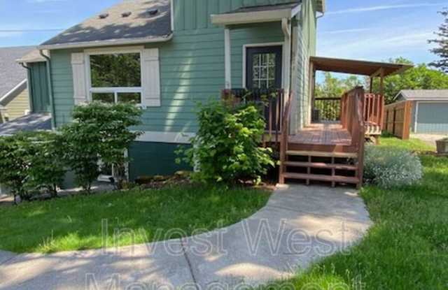 522 NW Fargo St - 522 Northwest Fargo Street, Camas, WA 98607