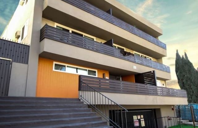 932 S. Westmoreland Ave 309 - 932 South Westmoreland Avenue, Los Angeles, CA 90006