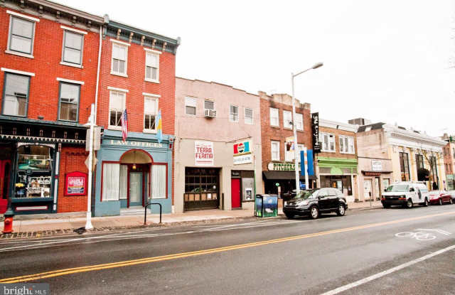 4322 MAIN STREET Gallery 3