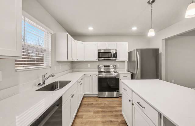 New Construction & Workforce Housing - Move in by September 30th to receive FREE rent for October. Take advantage of this limited-time offer! Gallery 4