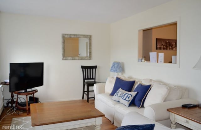 133 Heath Street, Unit 9 9 - 133 Heath Street, Somerville, MA 02145