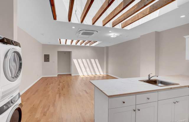 136 Rockaway Avenue Gallery 2